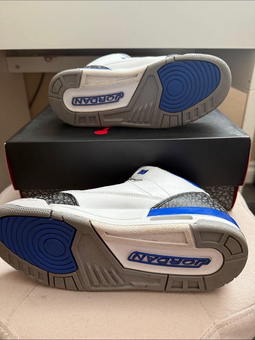 Air Jordan 3 Retro (GS) White/Racer Blue-Black Sneaker - Picture 5 of 6